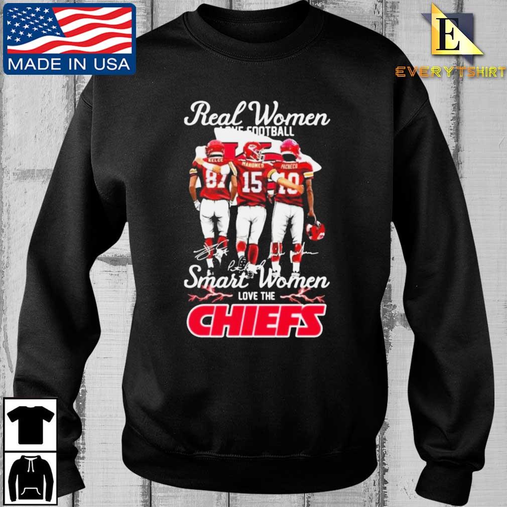 Real Women Love Football Smart Women Love The Chiefs Travis Kelce Patrick  Mahomes And Isiah Pacheco Signatures Shirt - Limotees