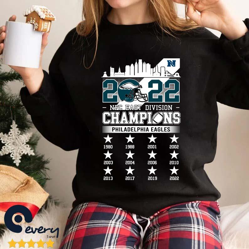 2022 NFC East Champions Philadelphia Eagles Skyline Unisex T-Shirt