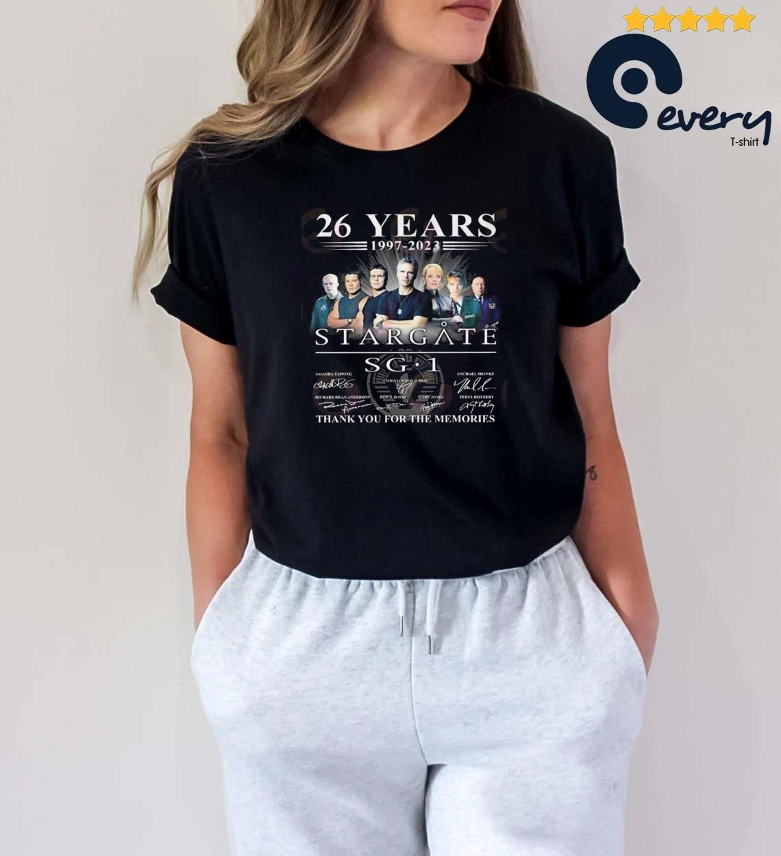 26 Years 1997 – 2023 Stargate SG-1 Thank You For The Memories Signatures Shirt